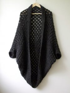 Granny cocoon shrug free easy shawl pattern