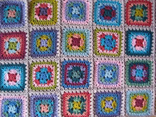 harmony granny square free crochet pattern